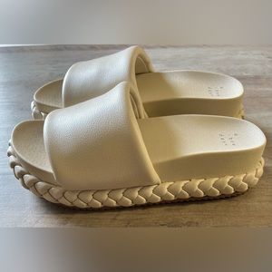 Women's Prim Platform Sandals - A New Day